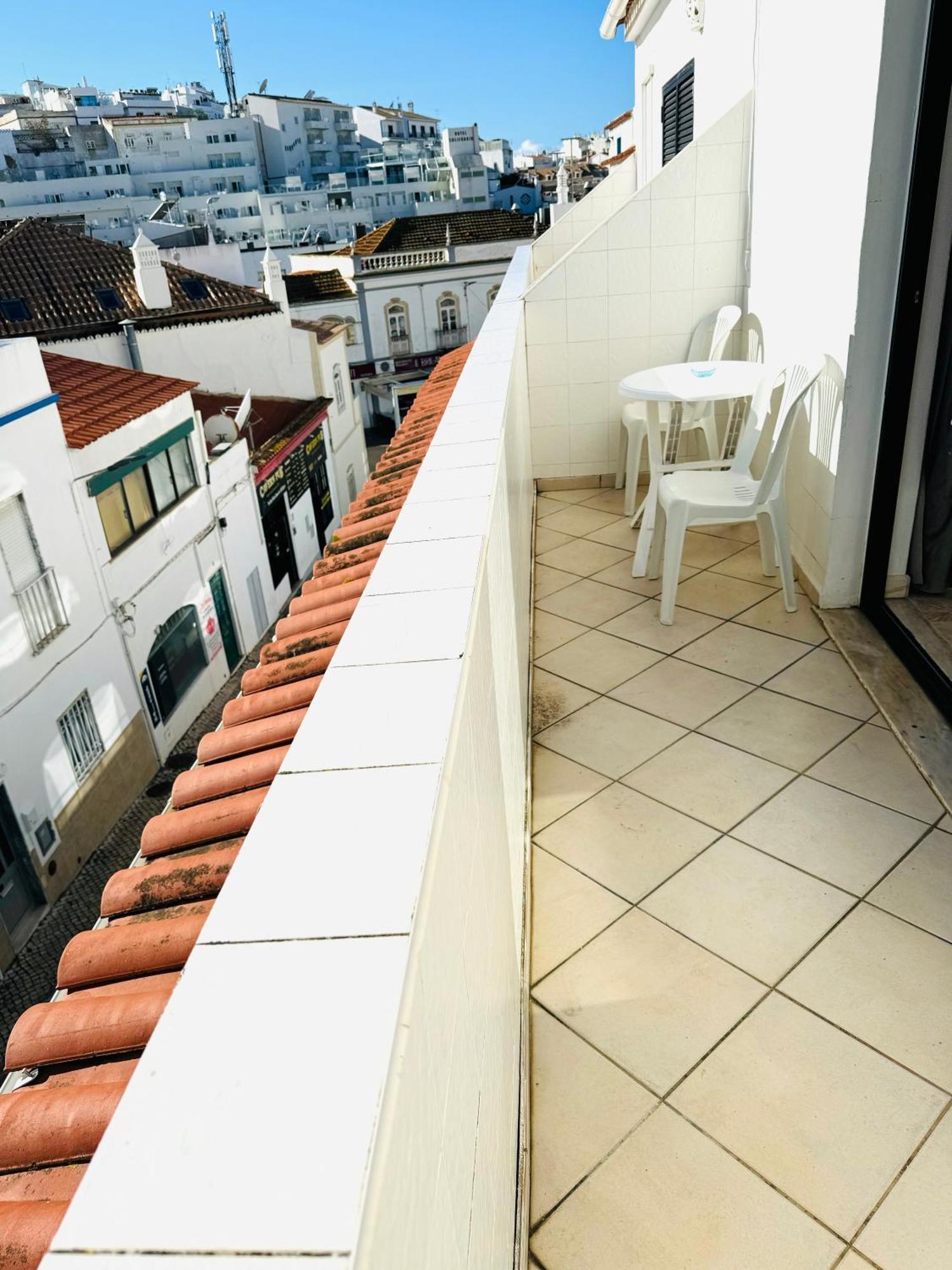 Apartment Old Town Mfa อัลบูเฟรา ภายนอก รูปภาพ